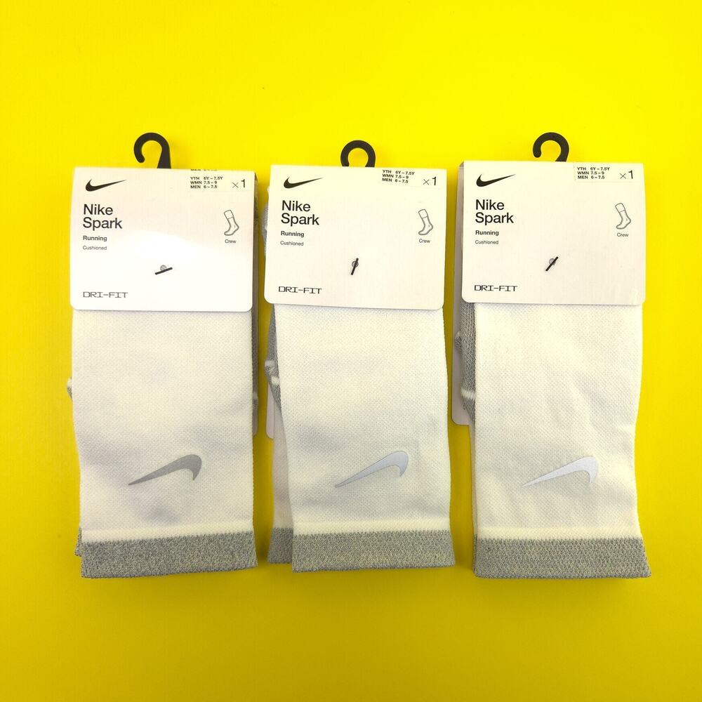 3 Nike Spark Cushioned Crew Running Socks White Small 7.5-9 Womens Sz 6Y-7.5Y
